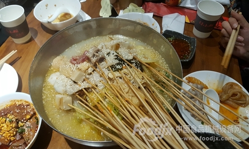 工業雙氧水泡食材危害大 技術、設備防腐保鮮樣樣行